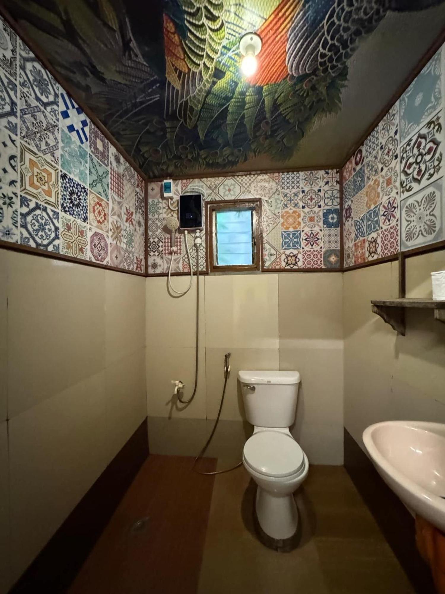 Aquaholik Traveler'S Lodge エルニド エクステリア 写真