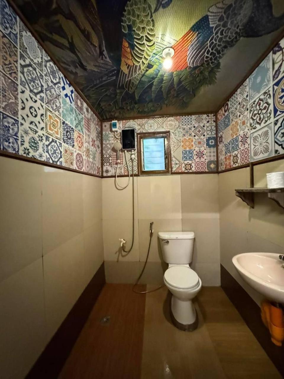 Aquaholik Traveler'S Lodge エルニド エクステリア 写真