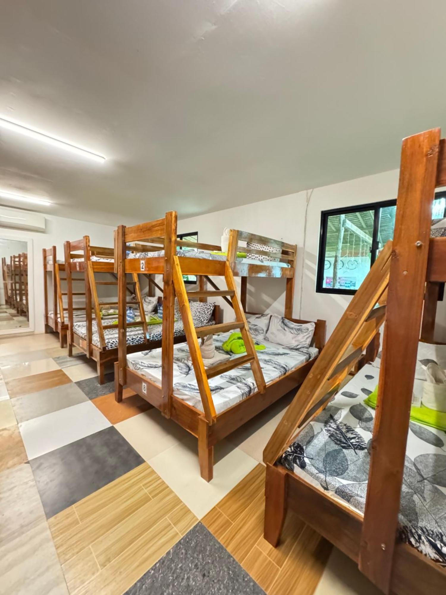 Aquaholik Traveler'S Lodge エルニド エクステリア 写真